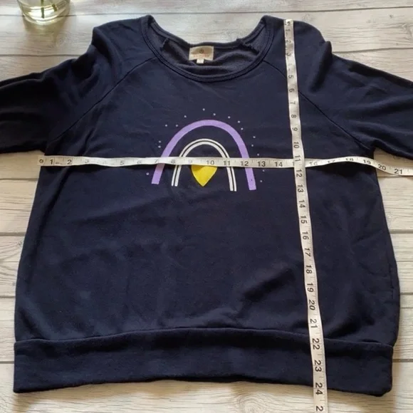 Sundry Raglan Sleeve Rainbow Sweatshirt Size 1 (Small) - Picture 2 of 6
